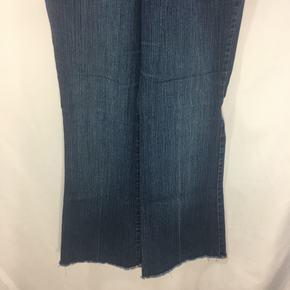 Motherhood Maternity Cut Off Cropped Jeans Size L - Picture 2 of 8